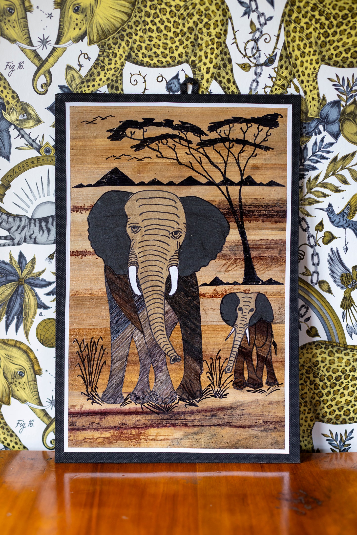 Kenyan Banana Leaf Wall Art - Elephant and Baby